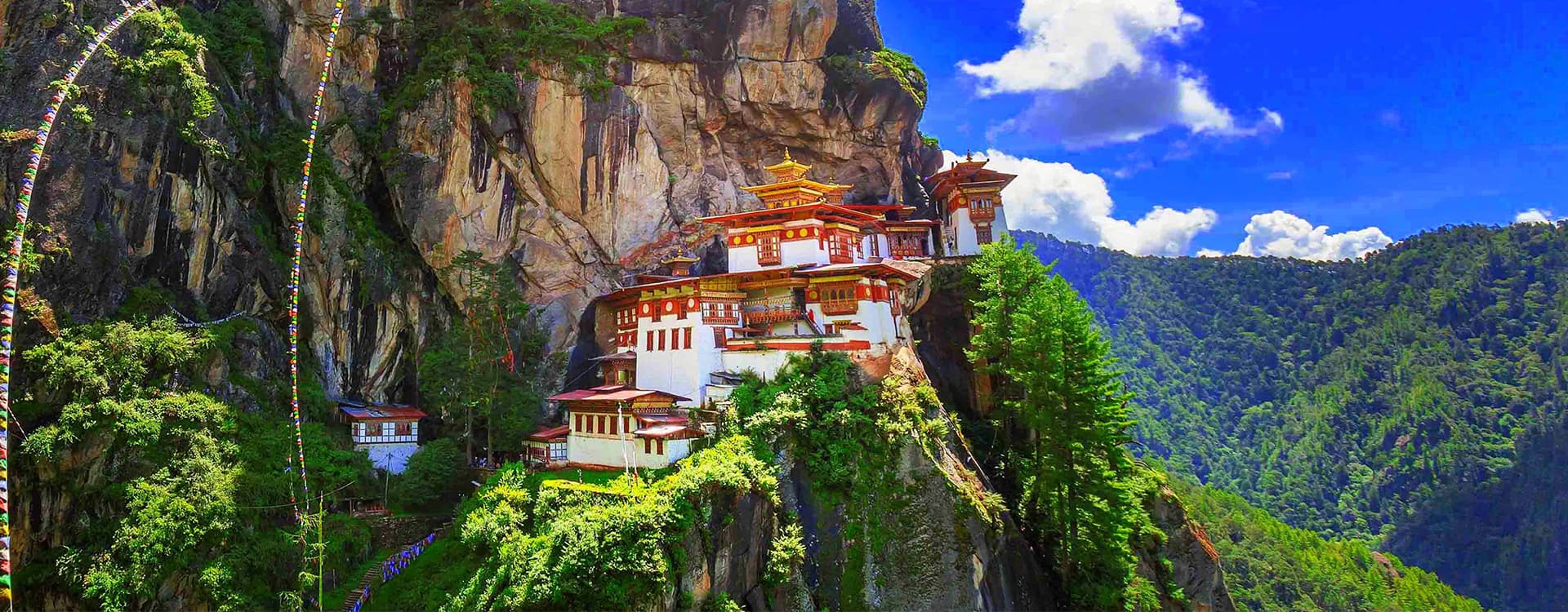 Bhutan’s Educational Tours: Learning While Traveling
