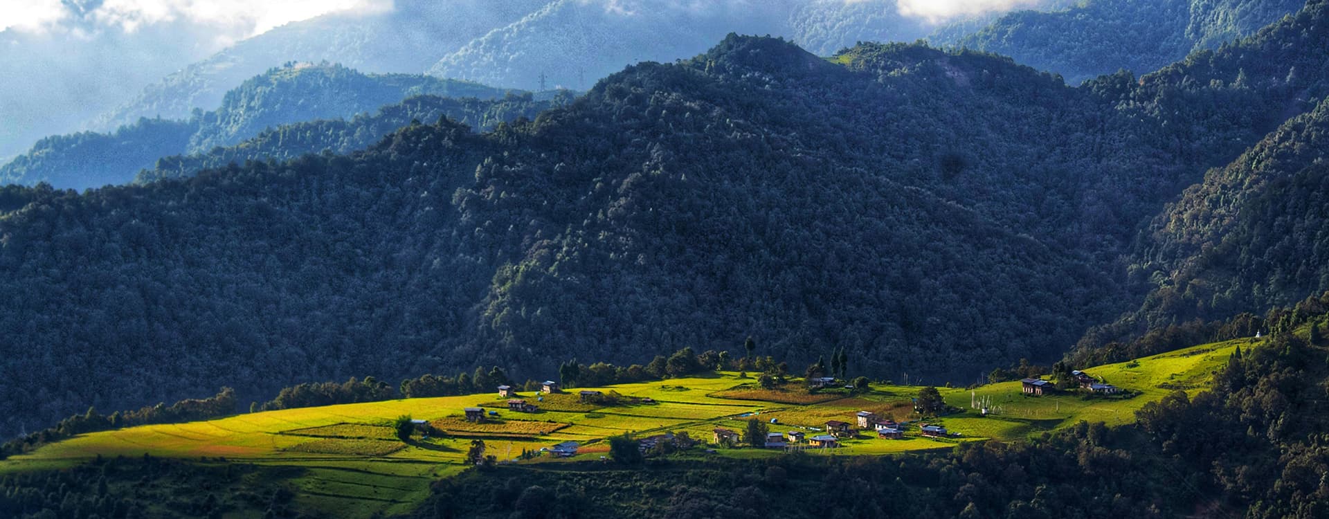 Merak Sakteng Trek